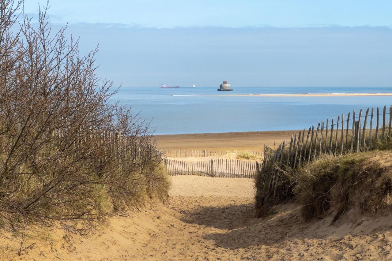 클리소프스 Den Of Joy Humberston Fitties Sleeps 6,Hot Tub,Log Burner 빌라 외부 사진