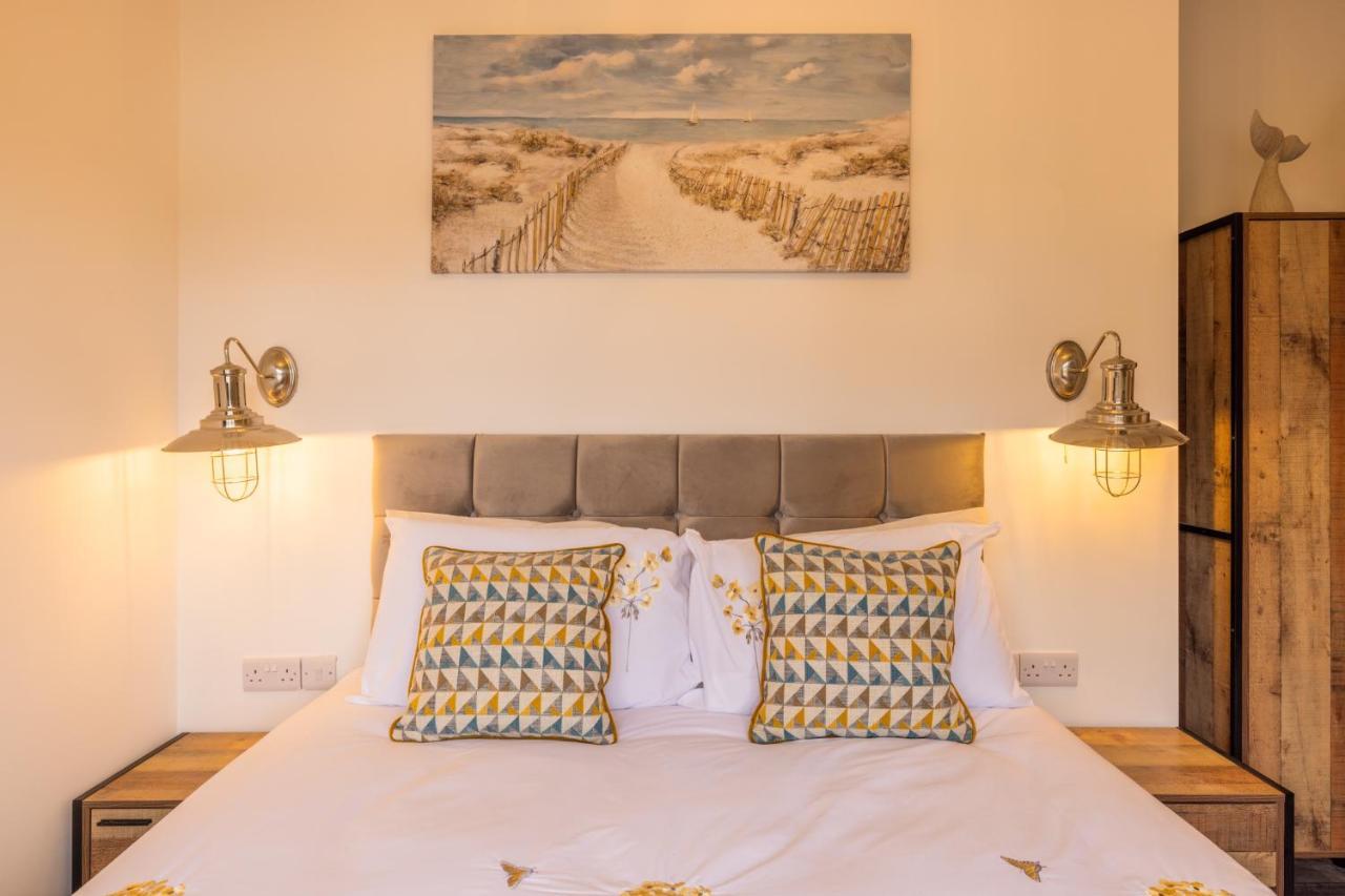 클리소프스 Den Of Joy Humberston Fitties Sleeps 6,Hot Tub,Log Burner 빌라 외부 사진