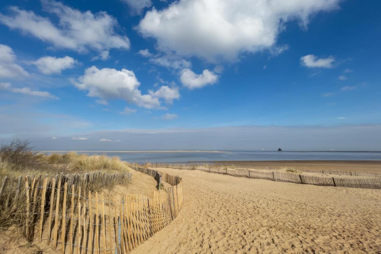 클리소프스 Den Of Joy Humberston Fitties Sleeps 6,Hot Tub,Log Burner 빌라 외부 사진